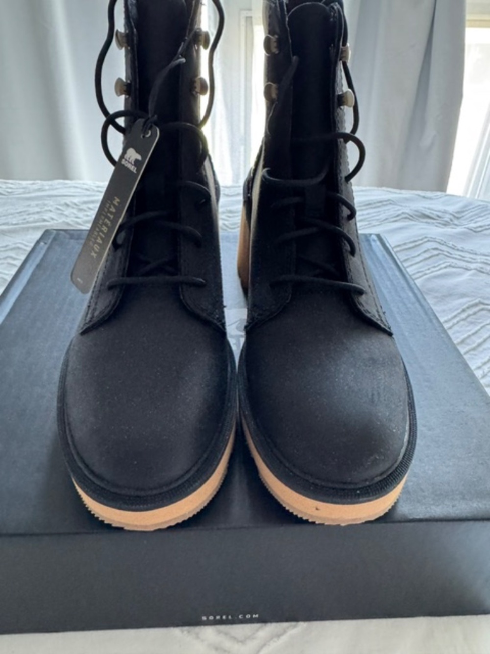 SOREL Hi-Line Heel Lace Boot - NEW - Black - Size 7.5